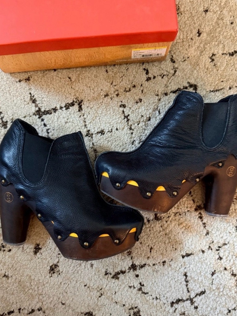 Flogg Deborah Black Leather Platform Ankle Clogs With Sculpted Wood Heel